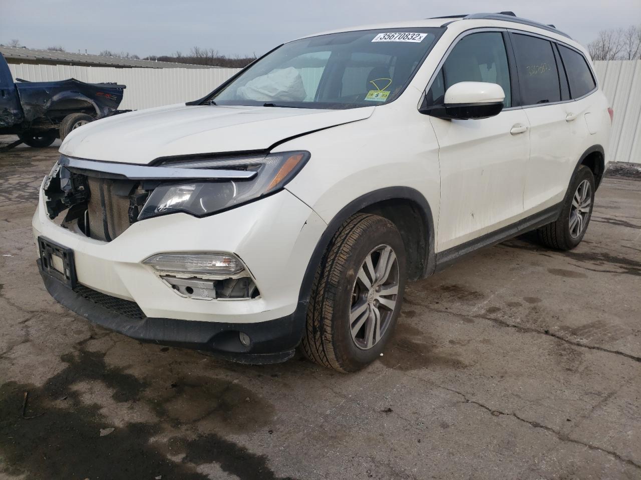 Photo 2 from auction – 2016 HONDA PILOT EX with VIN 5FNYF6H31GB082853