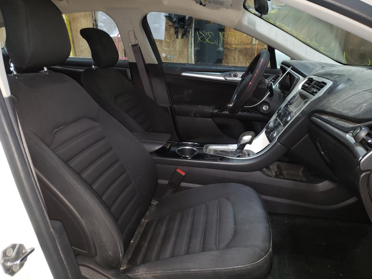 Photo 5 from auction – 2013 FORD FUSION SE with VIN 3FA6P0LU3DR245746