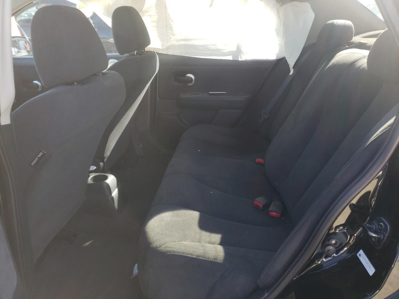 Photo 6 from auction – 2007 NISSAN VERSA S with VIN 3N1BC11E37L435160