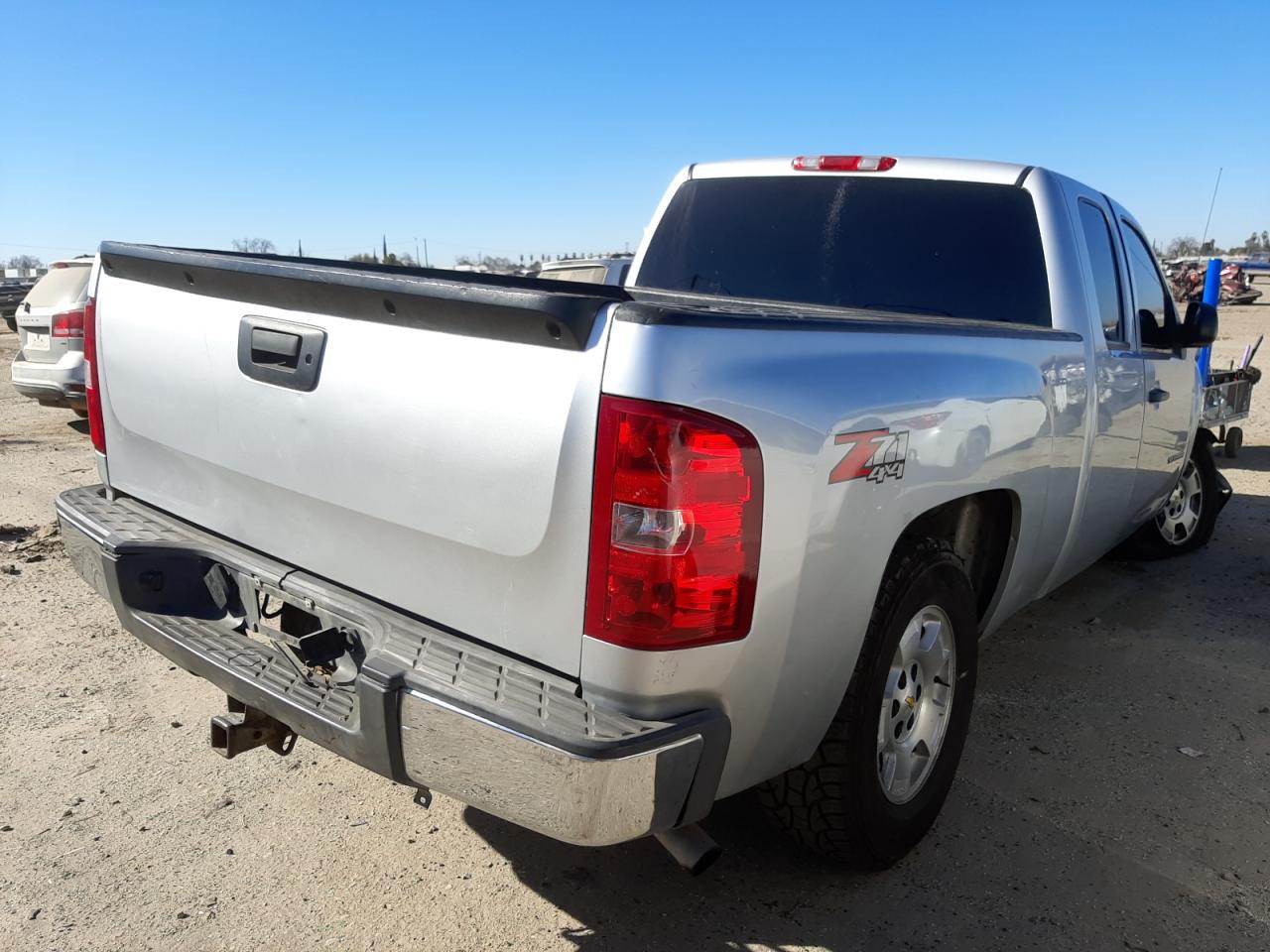 Photo 4 from auction – 2012 CHEVROLET SILVERADO with VIN 1GCRKSE71CZ239902