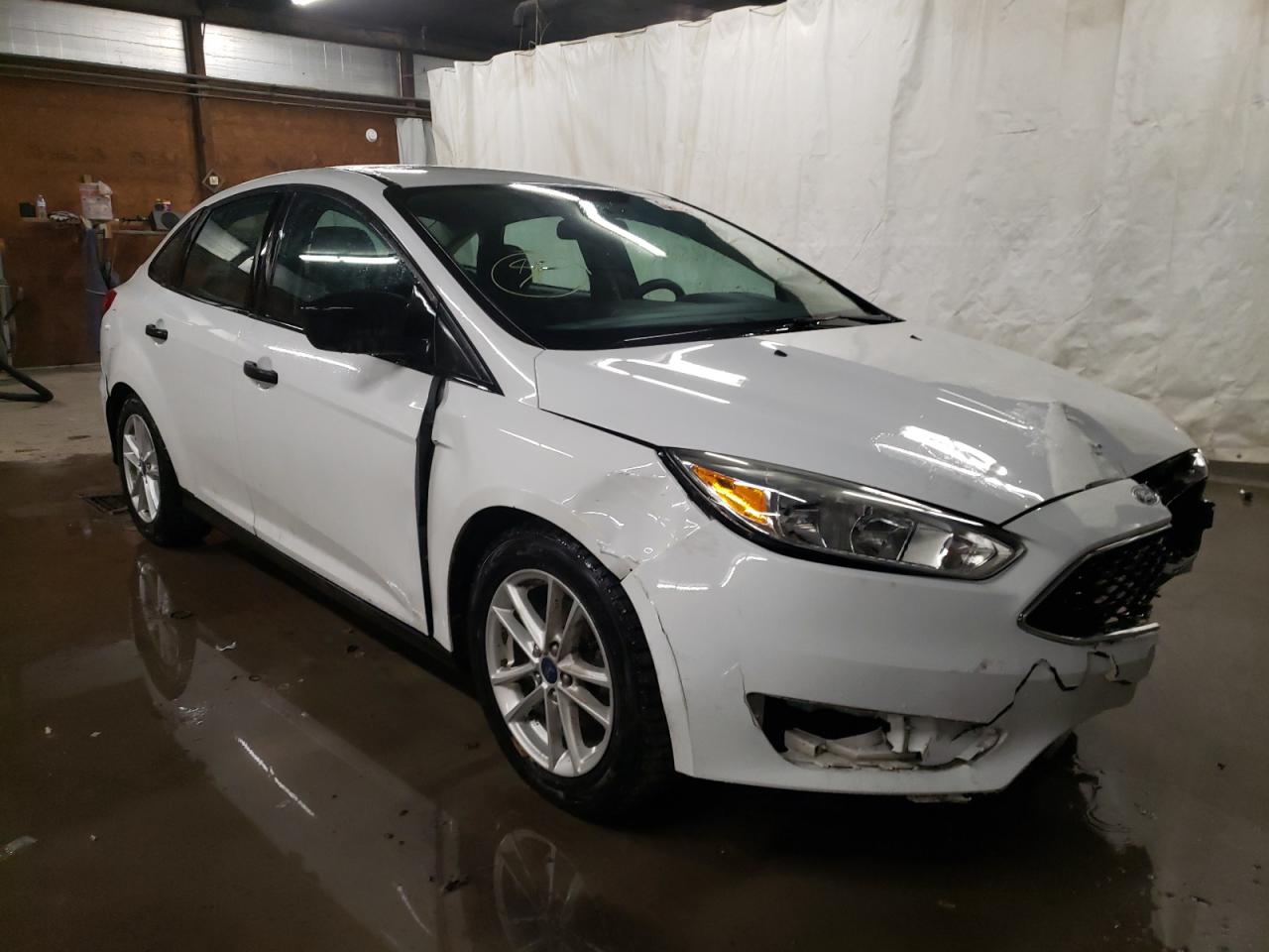 FORD FOCUS S 2016 with VIN 1FADP3E23GL295005 - Photo from auction