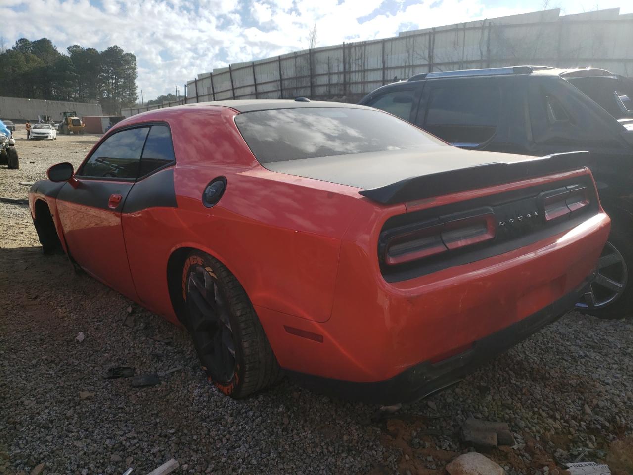 Photo 3 from auction – 2019 DODGE CHALLENGER with VIN 2C3CDZBT5KH719275