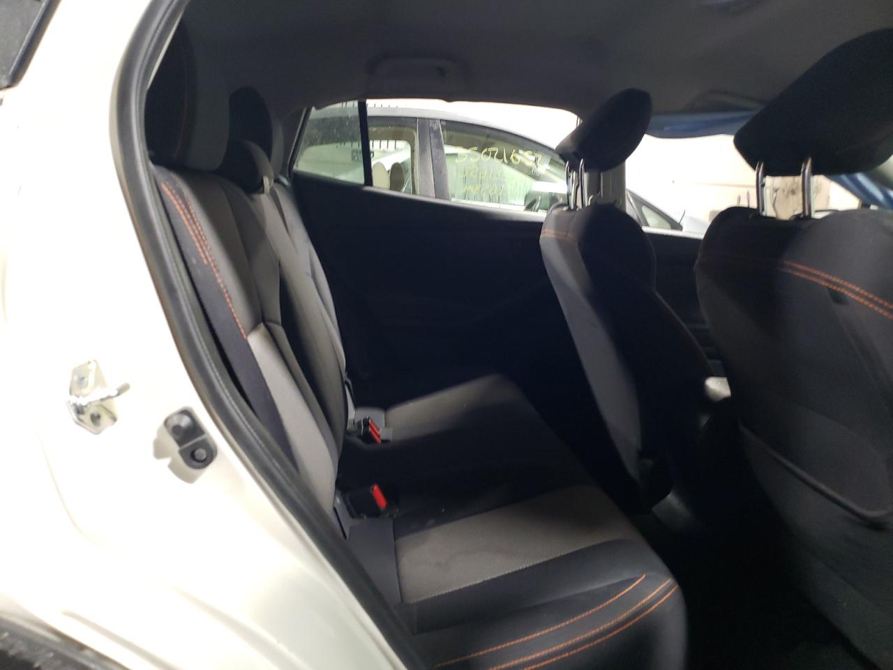 Photo 6 from auction – 2018 SUBARU CROSSTREK with VIN JF2GTABC1JH312559