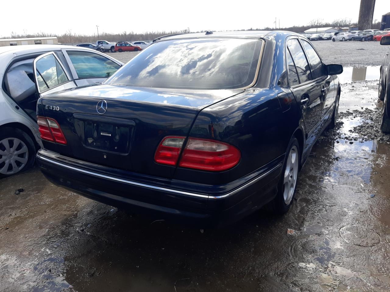 Photo 4 from auction – 2002 MERCEDES-BENZ E 430 with VIN WDBJF70J42B407944
