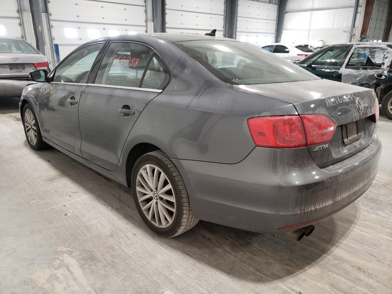Photo 3 from auction – 2011 VOLKSWAGEN JETTA SEL with VIN 3VWLX7AJ0BM330677