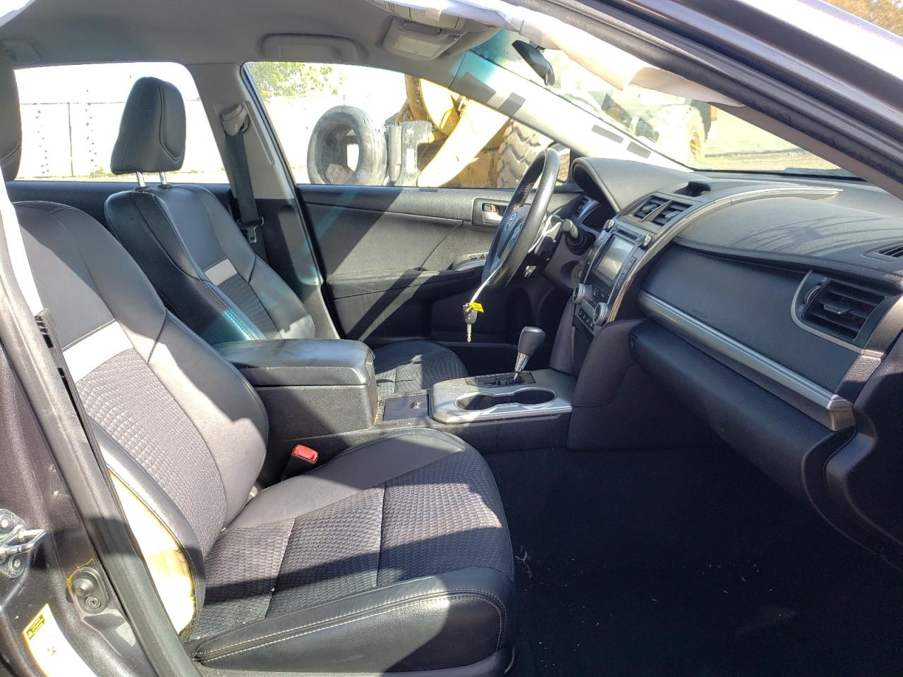 Photo 5 from auction – 2014 TOYOTA CAMRY L with VIN 4T1BF1FK9EU805805