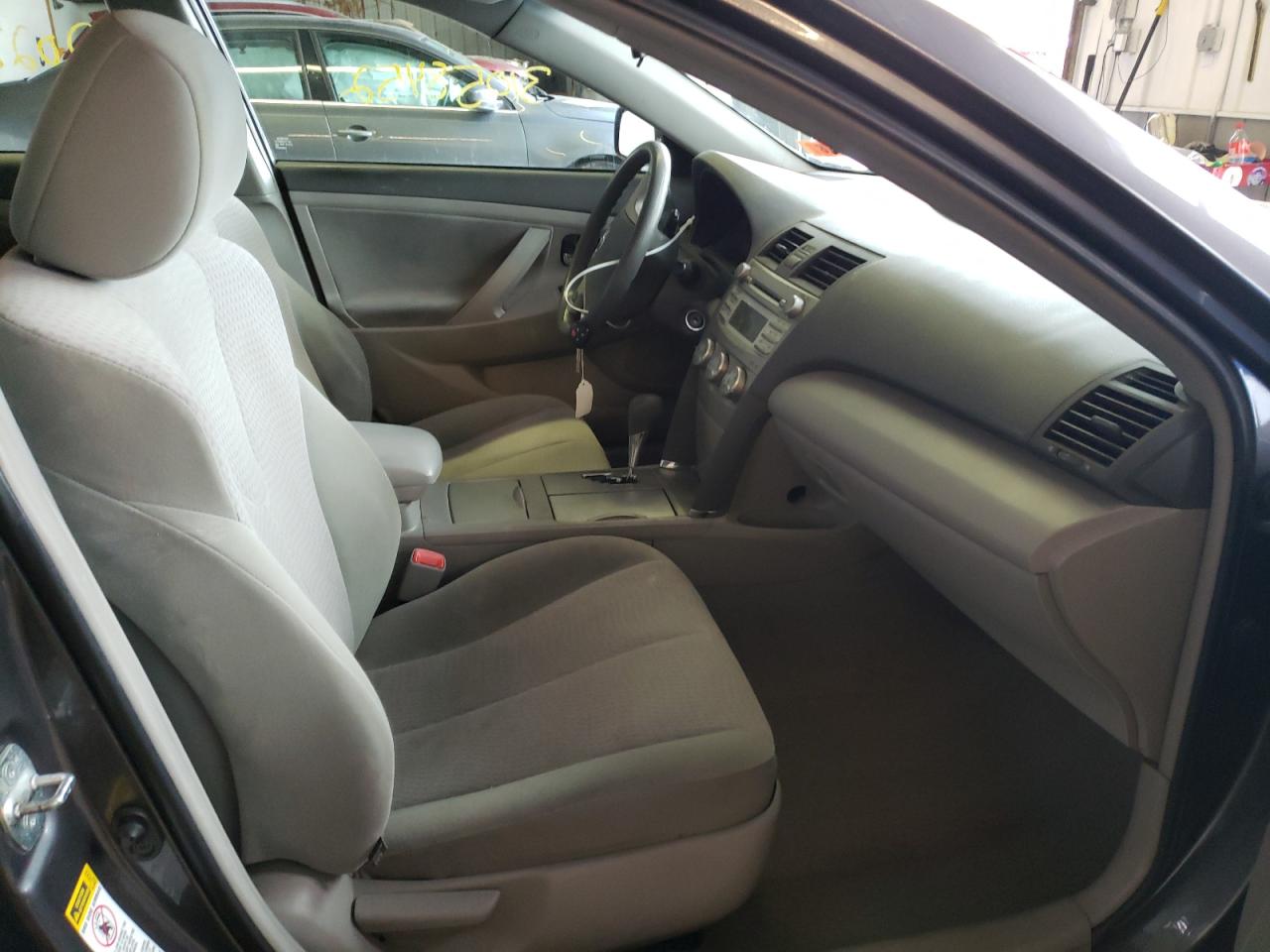 Foto 5 de la subasta – 2011 TOYOTA CAMRY BASE con VIN 4T4BF3EK3BR203478