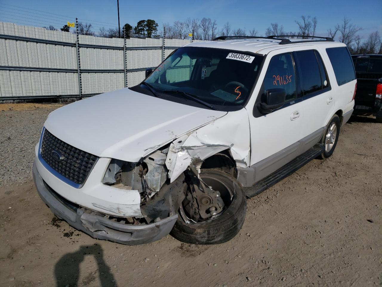 Photo 2 from auction – 2003 FORD EXPEDITION with VIN 1FMRU15W83LC18006