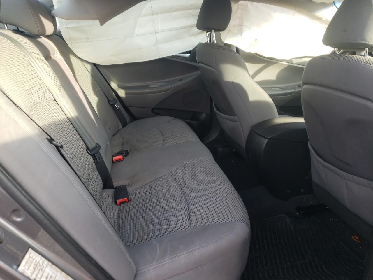 Photo 6 from auction – 2011 HYUNDAI SONATA GLS with VIN 5NPEB4AC9BH290924