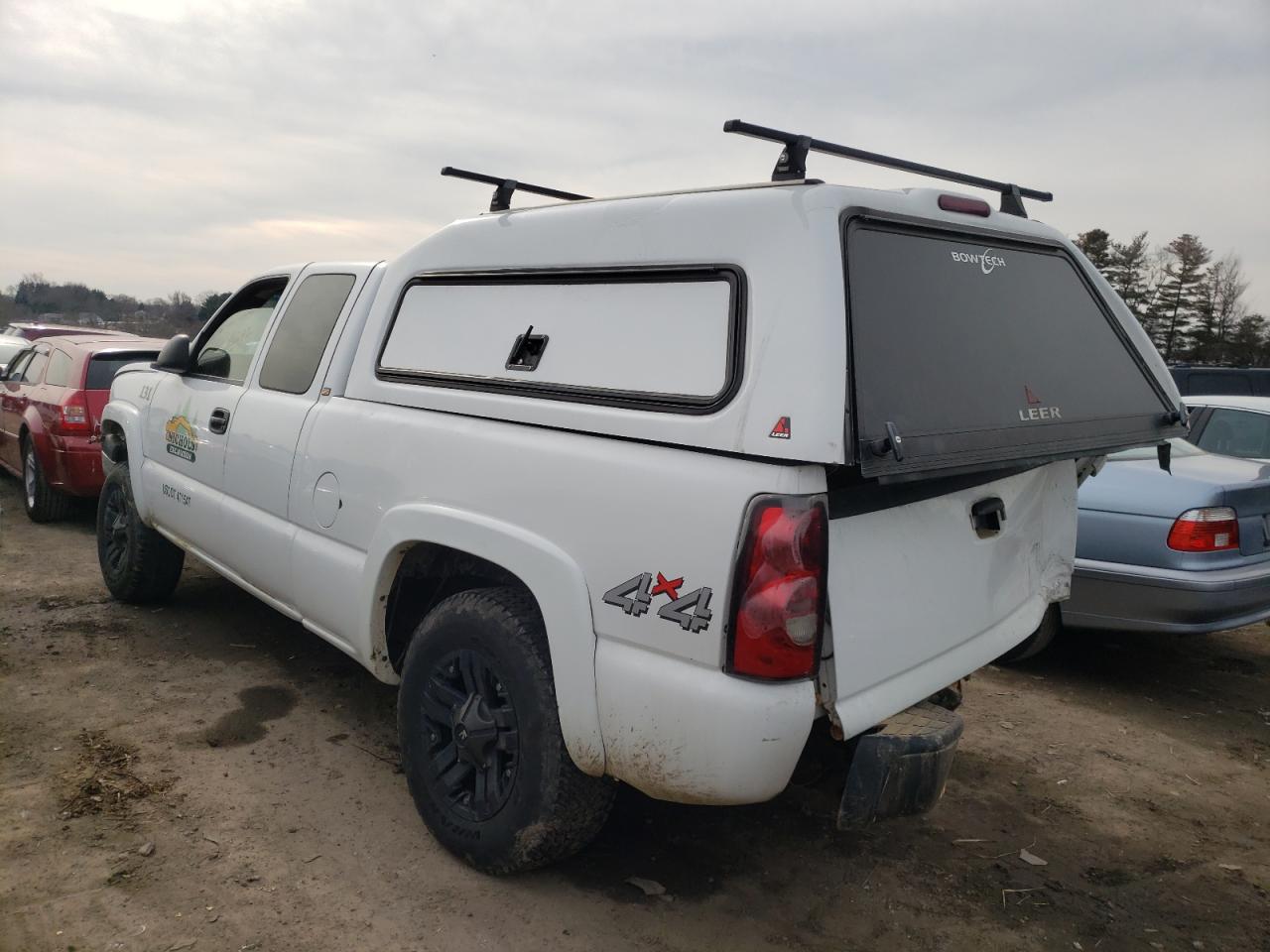 Photo 3 from auction – 2005 CHEVROLET SILVERADO with VIN 2GCEK19BX51366196