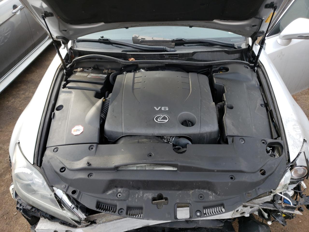 Photo 7 from auction – 2012 LEXUS IS 250 with VIN JTHCF5C24C5057037