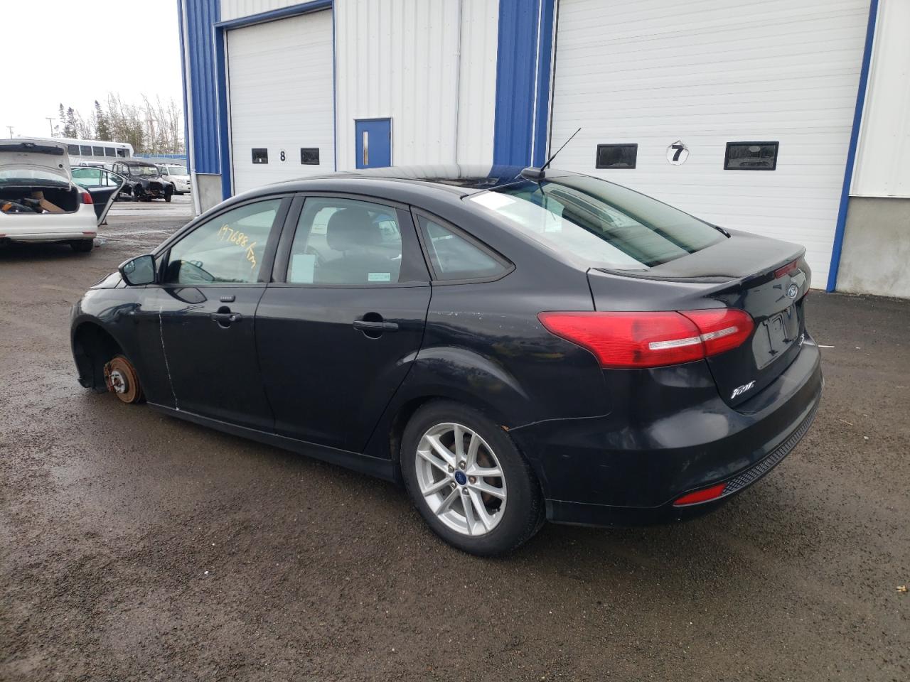 Photo 3 from auction – 2016 FORD FOCUS SE with VIN 1FADP3F22GL226272