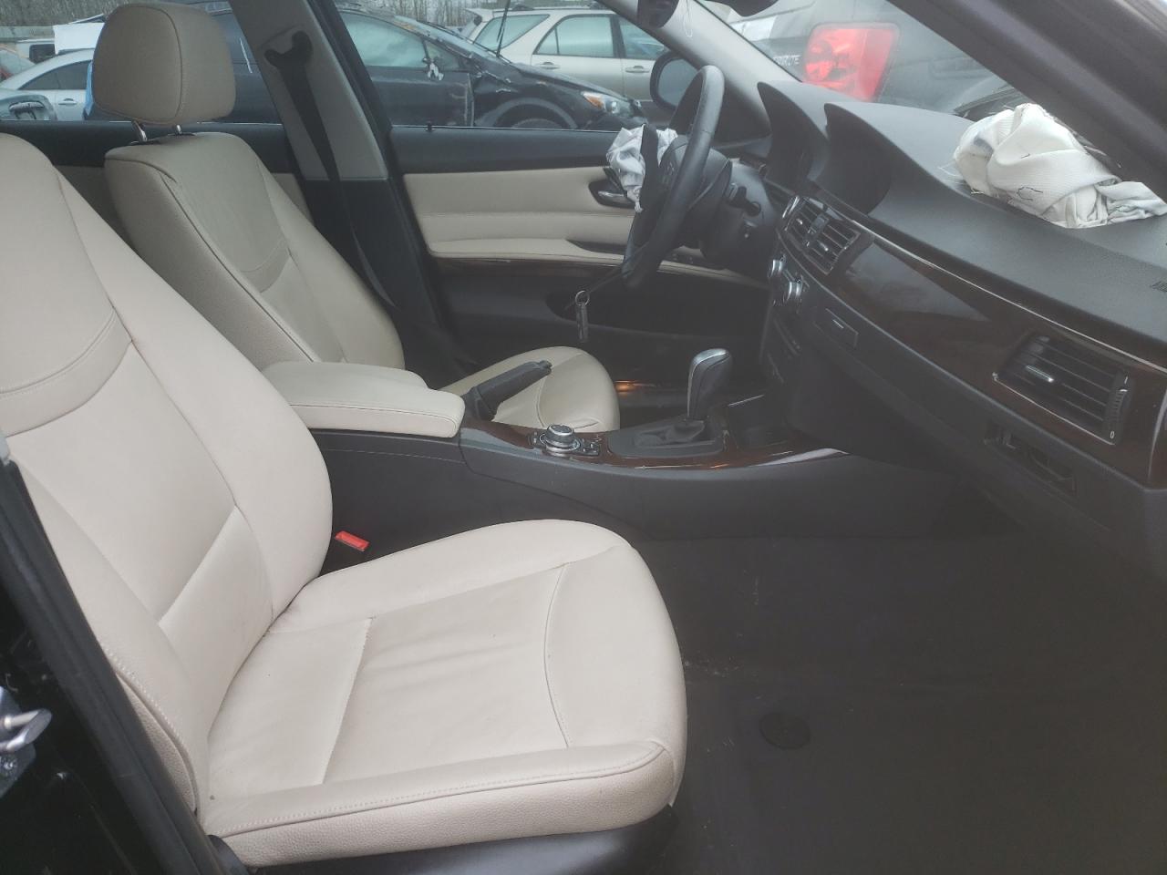 Photo 5 from auction – 2011 BMW 335 XI with VIN WBAPL5G56BNN23854