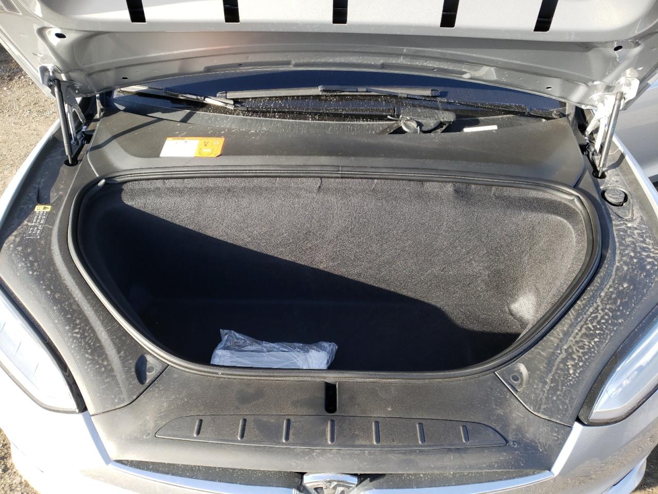 Photo 7 from auction – 2018 TESLA MODEL X with VIN 5YJXCBE47JF118644