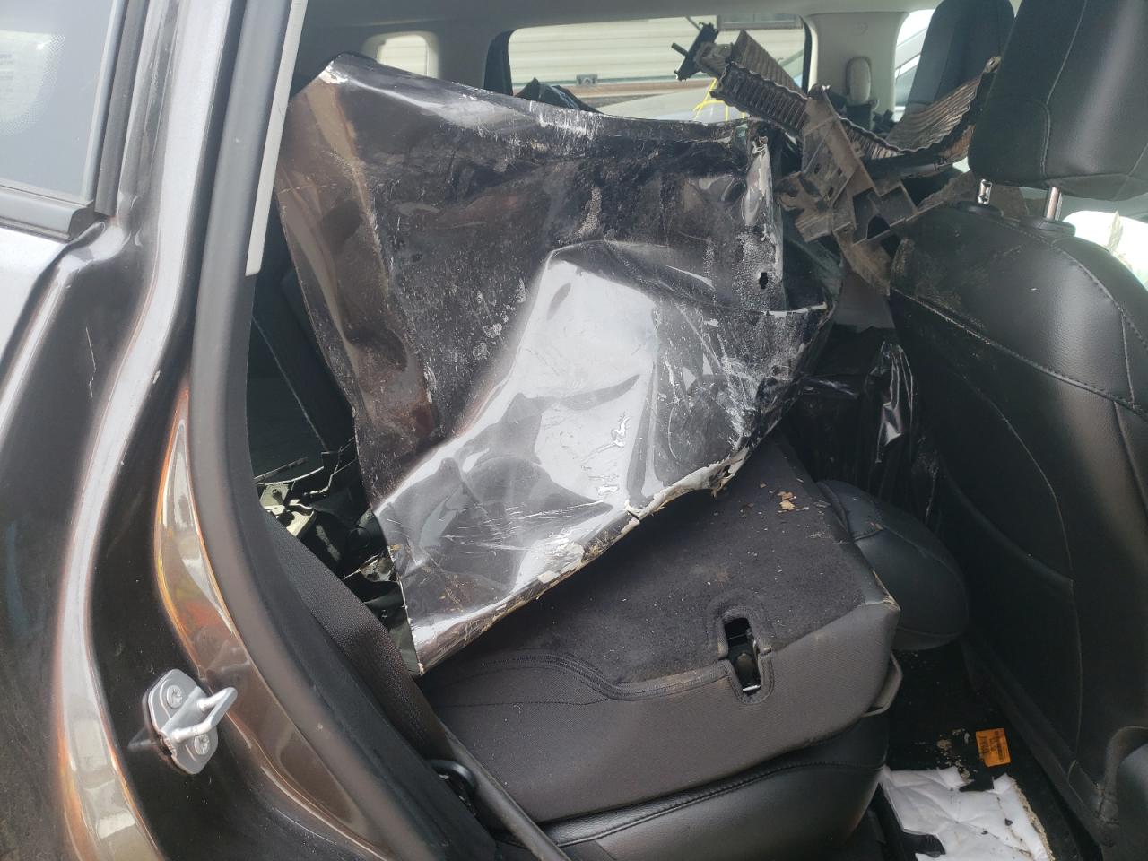 Photo 6 from auction – 2020 JEEP COMPASS LI with VIN 3C4NJDCB5LT155075