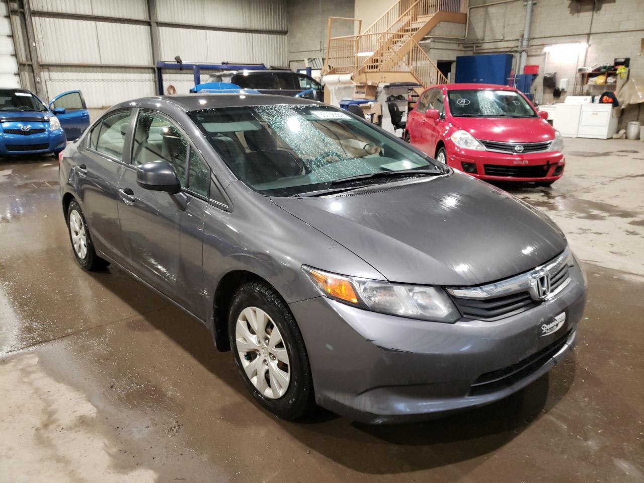 HONDA CIVIC DX 2012 مع رقم تعريف المركبة 2HGFB2E2XCH047872 - صورة من المزاد
