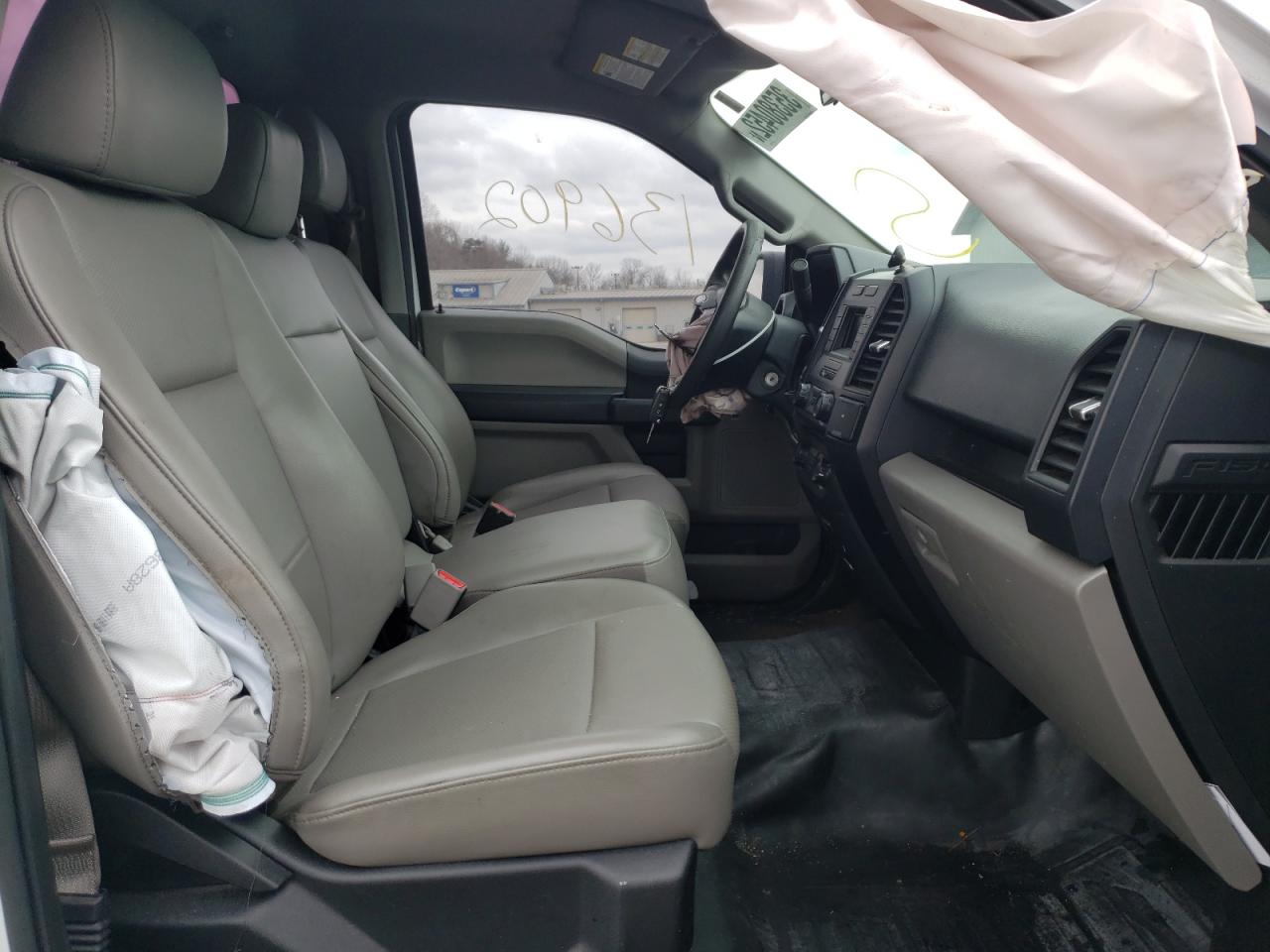 Photo 5 from auction – 2017 FORD F150 with VIN 1FTMF1C85HKC57467