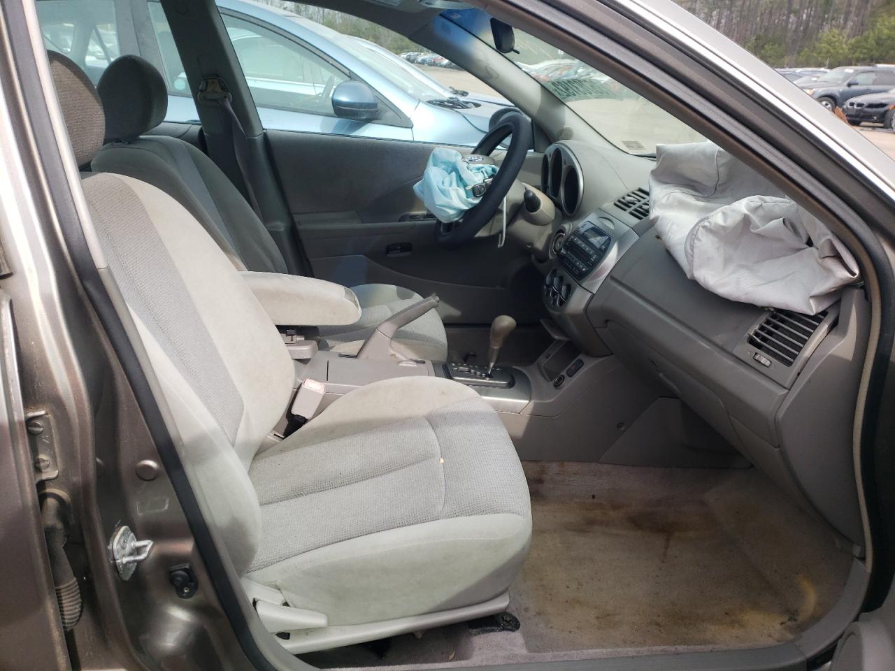 Photo 5 from auction – 2004 NISSAN ALTIMA BAS with VIN 1N4AL11DX4C150002