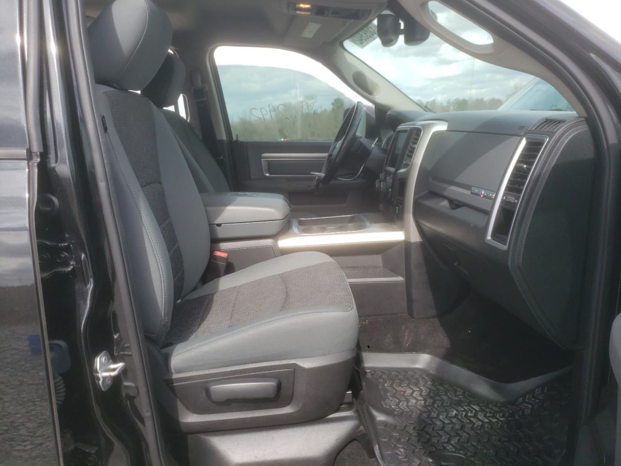 Photo 5 from auction – 2016 RAM 1500 SLT with VIN 1C6RR7LT5GS157251