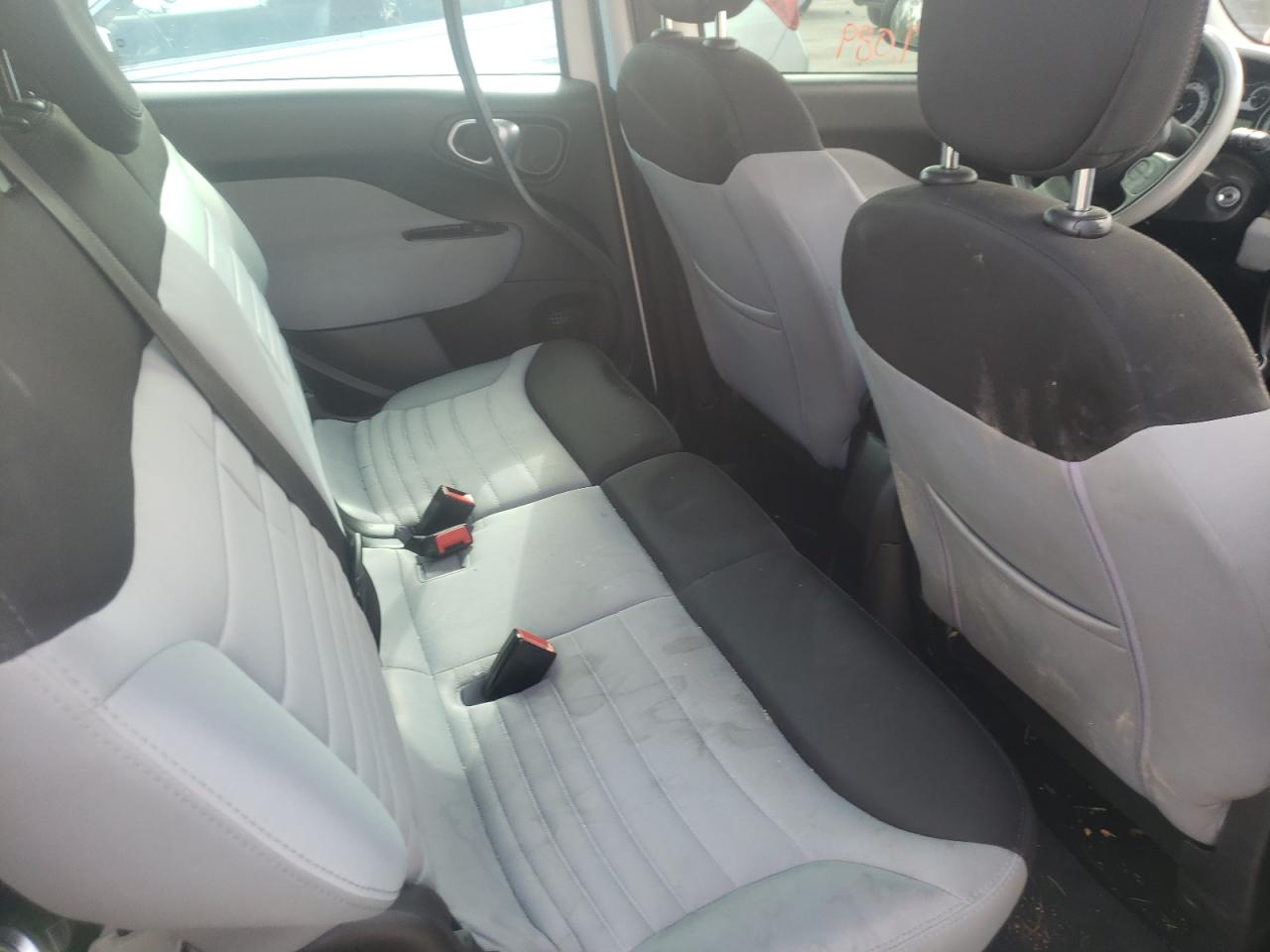 Photo 6 from auction – 2014 FIAT 500L EASY with VIN ZFBCFABH1EZ028643