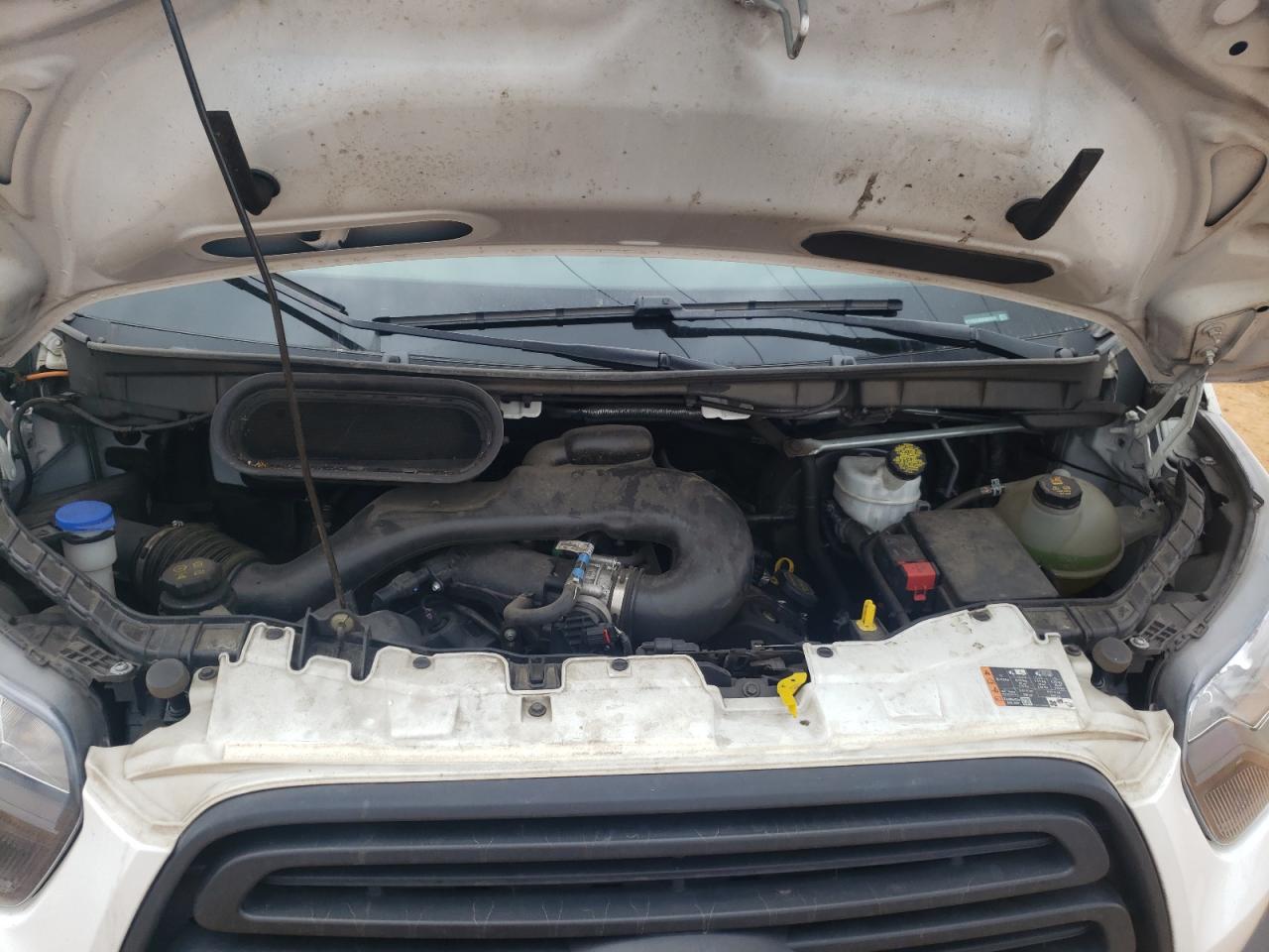 Photo 7 from auction – 2019 FORD TRANSIT T- with VIN 1FTYR2CM2KKB41551