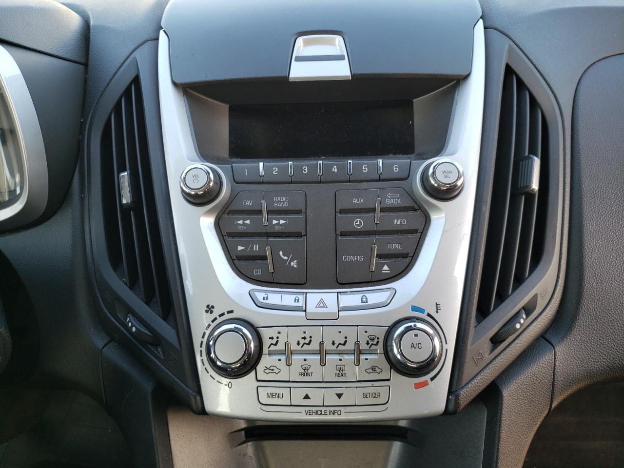 Photo 9 from auction – 2014 CHEVROLET EQUINOX LS with VIN 2GNALAEK8E1119624