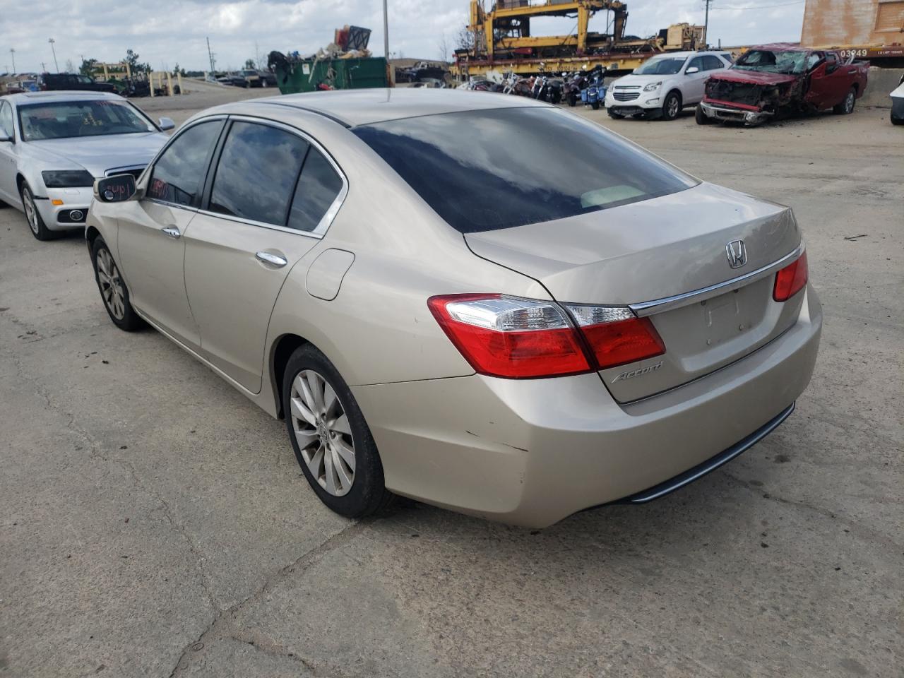 Photo 3 from auction – 2014 HONDA ACCORD EX with VIN 1HGCR2F75EA057686