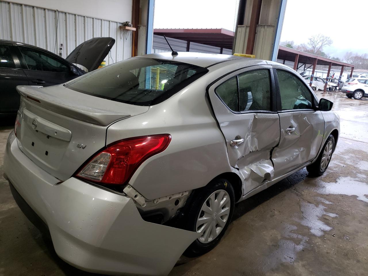 Photo 14 from auction – 2019 NISSAN VERSA S with VIN 3N1CN7AP7KL826971