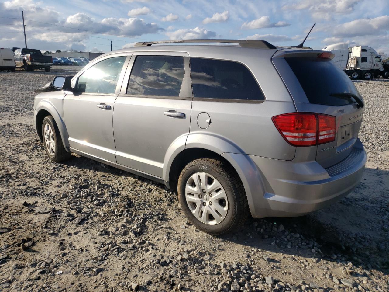 Photo 3 from auction – 2017 DODGE JOURNEY SE with VIN 3C4PDCAB6HT599196