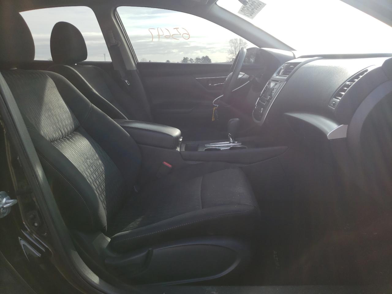 Photo 5 from auction – 2017 NISSAN ALTIMA 2.5 with VIN 1N4AL3AP4HC222842