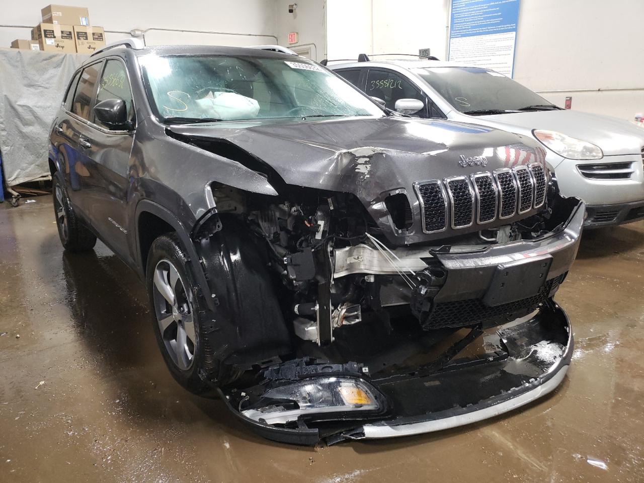 JEEP CHEROKEE L 2019 with VIN 1C4PJMDXXKD239223 - Photo from auction