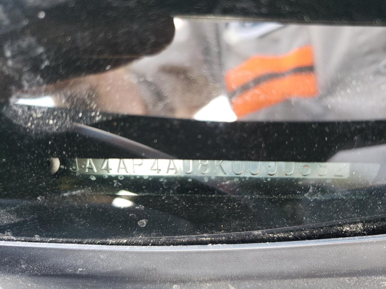 Photo 10 from auction – 2019 MITSUBISHI OUTLANDER with VIN JA4AP4AU8KU000682