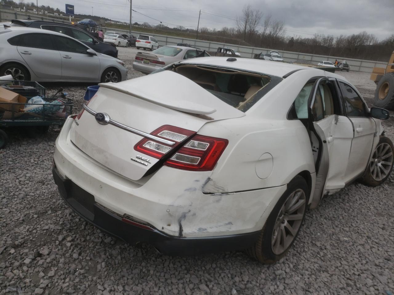 Photo 4 from auction – 2015 FORD TAURUS SEL with VIN 1FAHP2E87FG166630