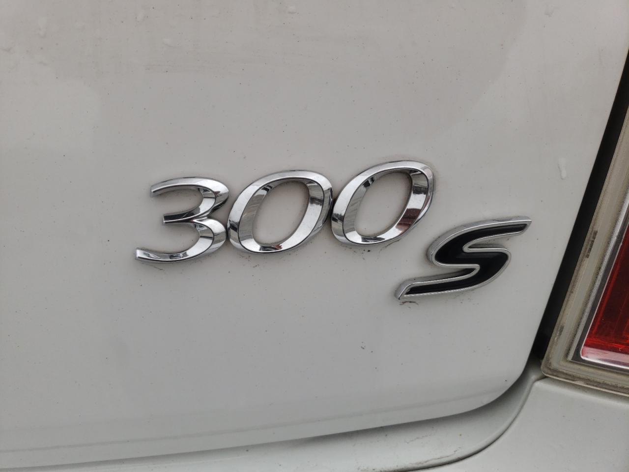 Photo 10 from auction – 2013 CHRYSLER 300 S with VIN 2C3CCABG3DH564476