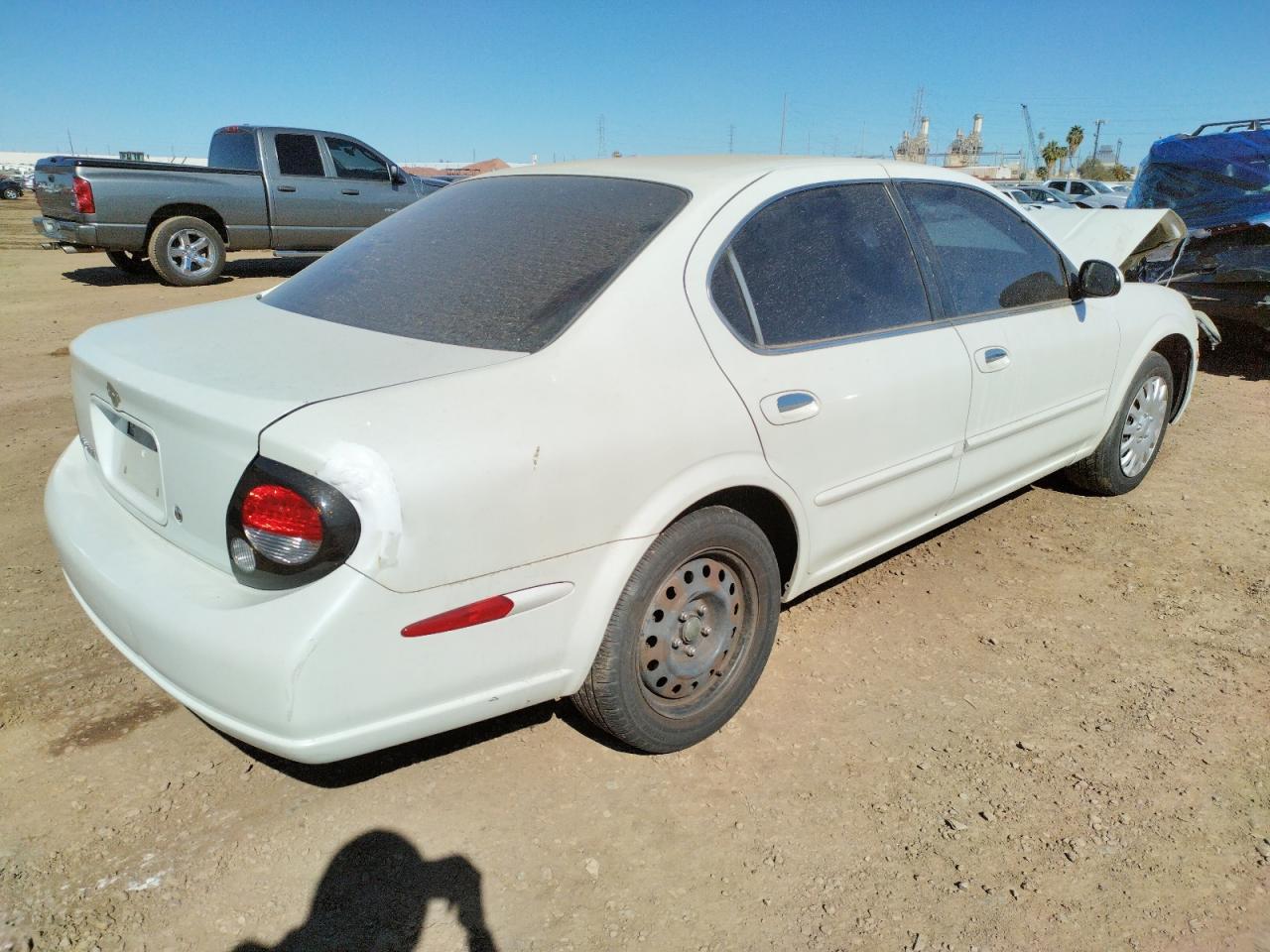 Photo 4 from auction – 2001 NISSAN MAXIMA GXE with VIN JN1CA31D61T832264