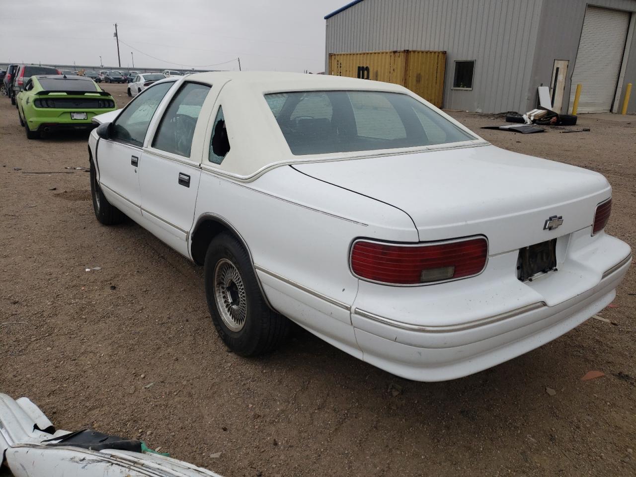 Photo 3 from auction – 1996 CHEVROLET CAPRICE / with VIN 1G1BL52P4TR168322