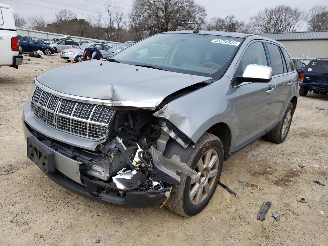 Photo 2 from auction – 2007 LINCOLN MKX with VIN 2LMDU88CX7BJ17435