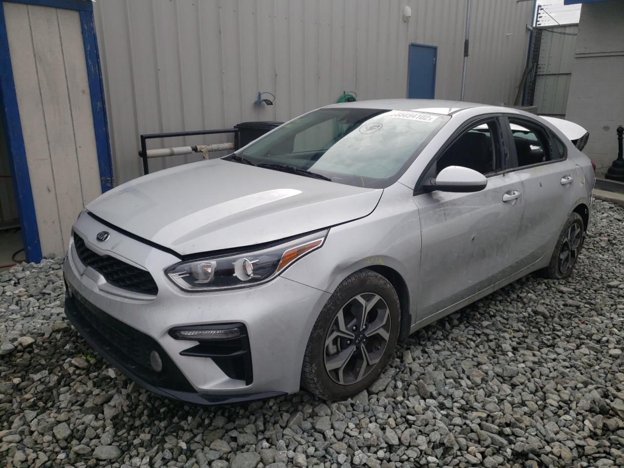 Photo 2 from auction – 2021 KIA FORTE FE with VIN 3KPF24AD0ME305704
