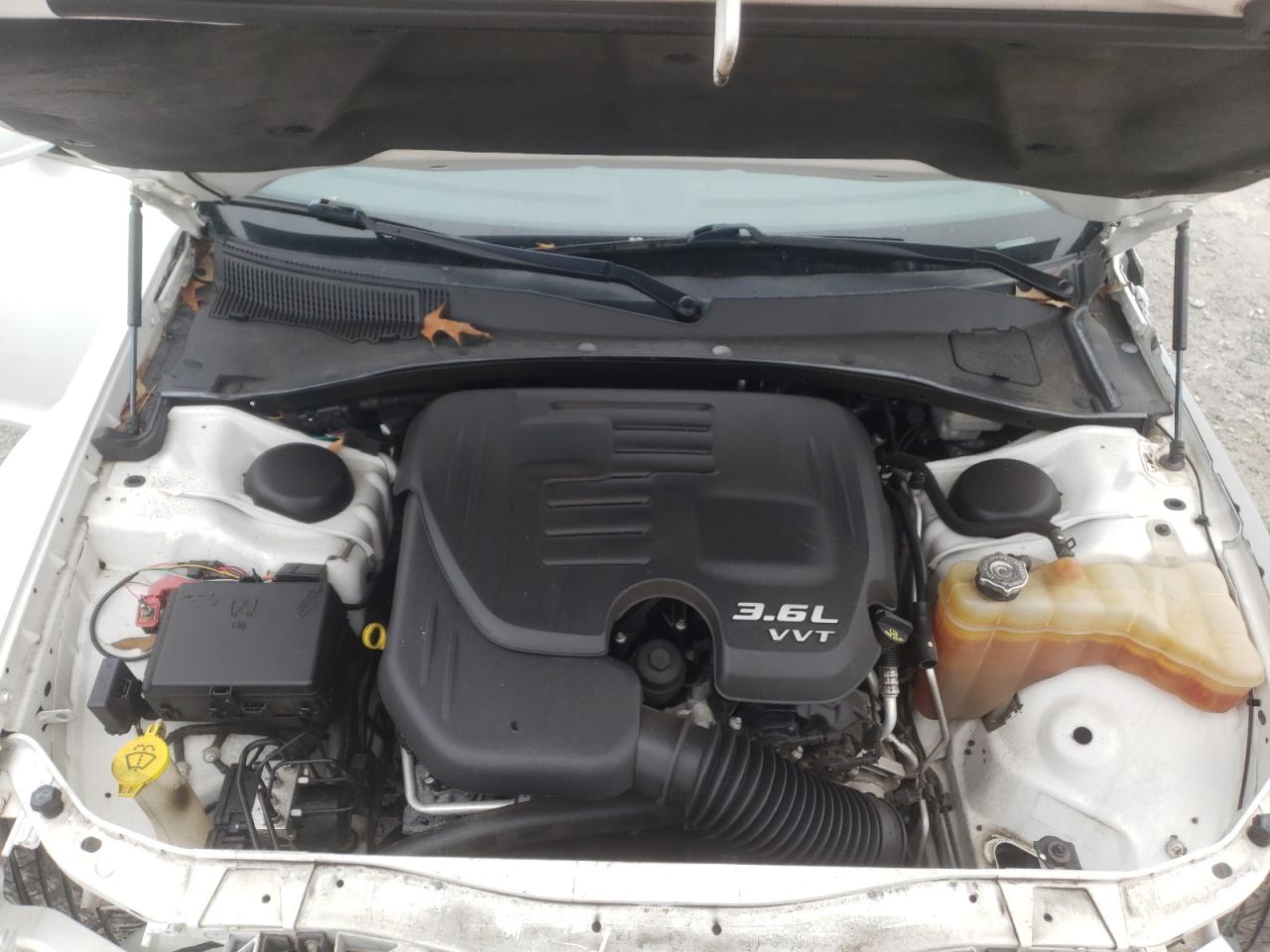 Photo 7 from auction – 2013 CHRYSLER 300 S with VIN 2C3CCABG3DH564476