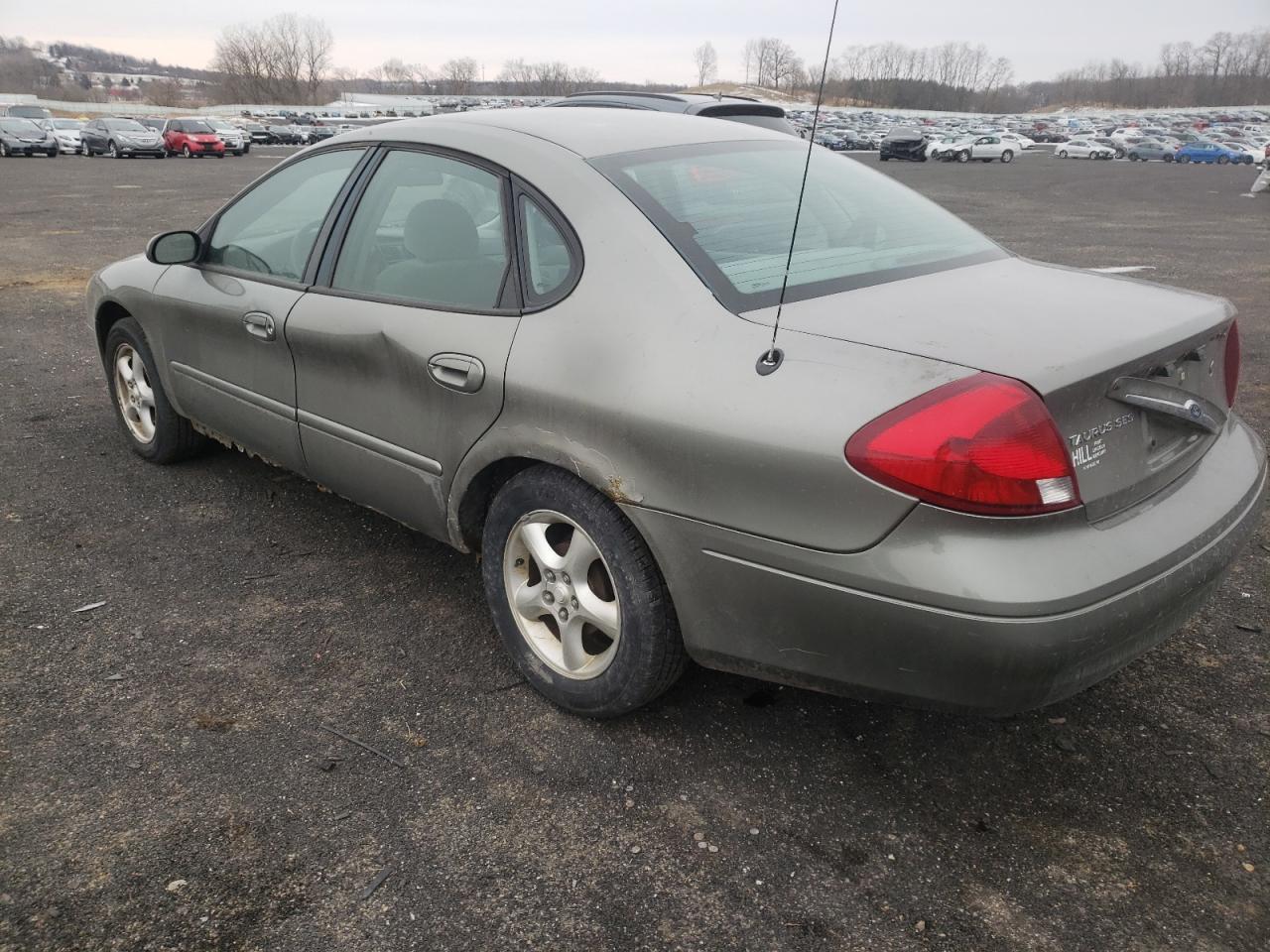 Photo 3 from auction – 2003 FORD TAURUS SES with VIN 1FAFP55273G168524
