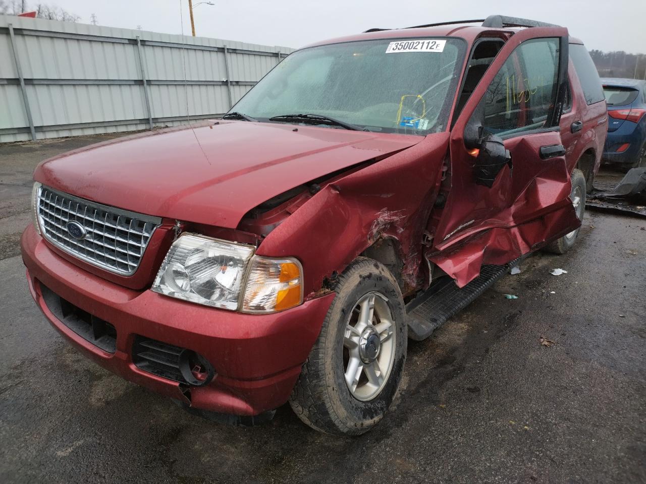 Photo 2 from auction – 2005 FORD EXPLORER X with VIN 1FMZU73K55UA57064