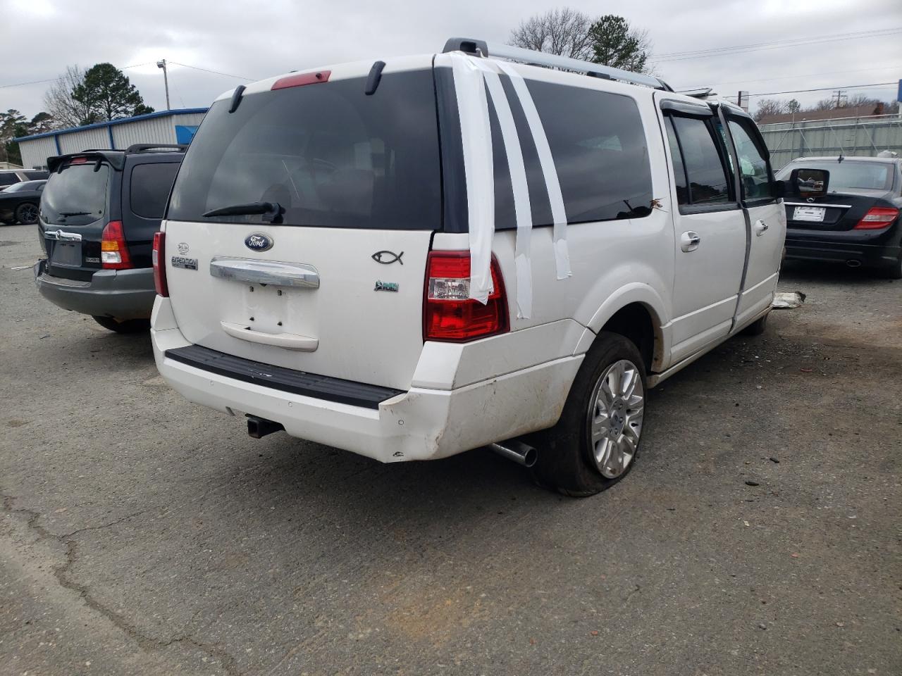 Photo 4 from auction – 2011 FORD EXPEDITION with VIN 1FMJK1K58BEF09350
