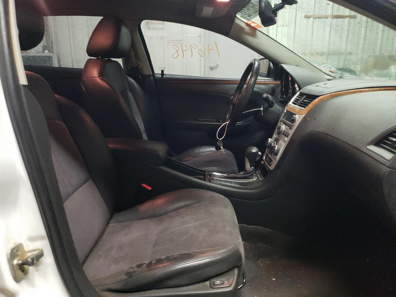 Photo 5 from auction – 2011 CHEVROLET MALIBU 2LT with VIN 1G1ZD5E18BF151977