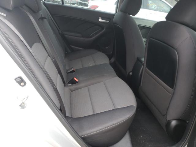 Photo 6 from auction – 2018 KIA FORTE LX with VIN 3KPFL4A73JE215143