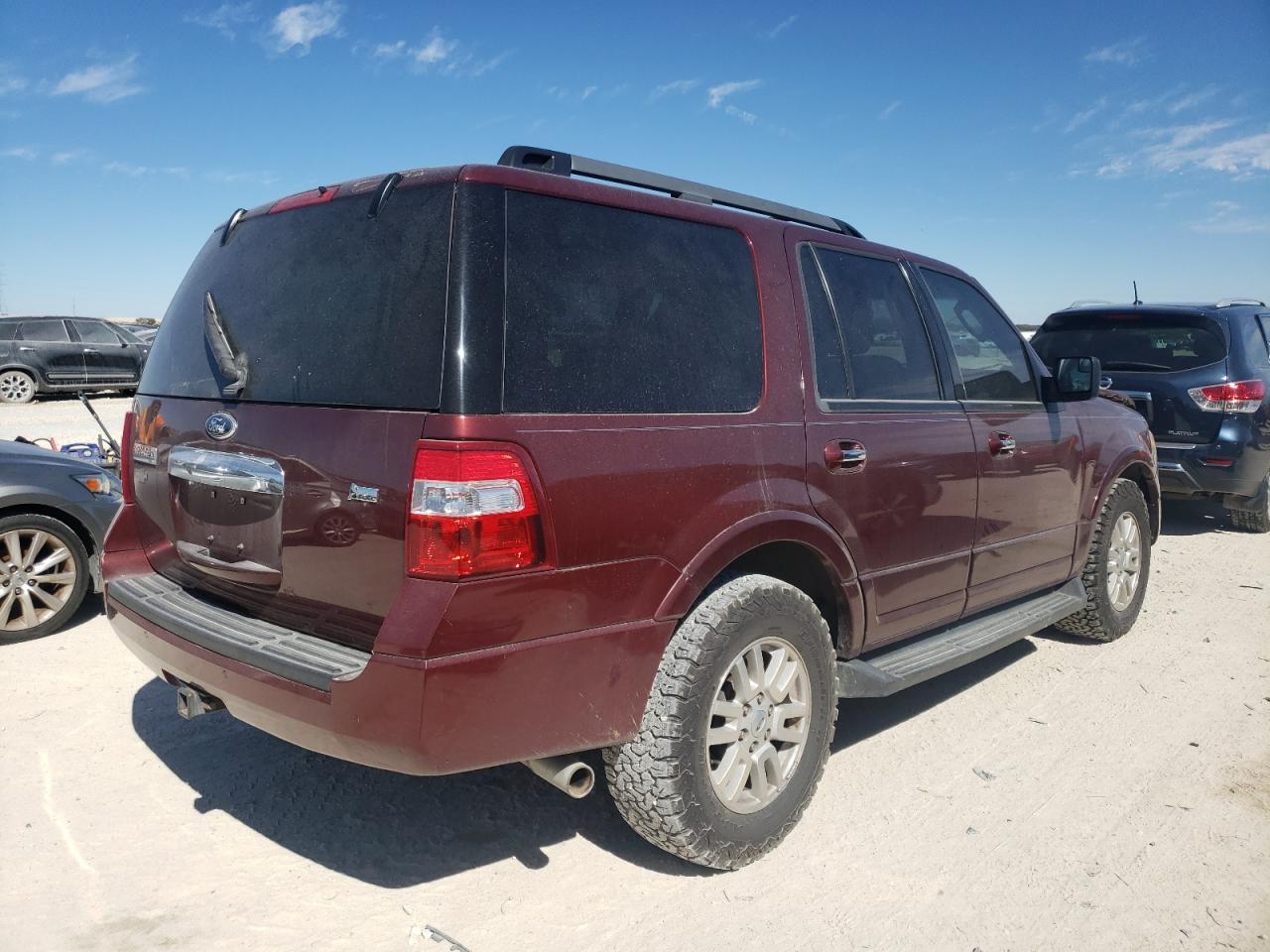 Photo 4 from auction – 2013 FORD EXPEDITION with VIN 1FMJU1H58DEF09479
