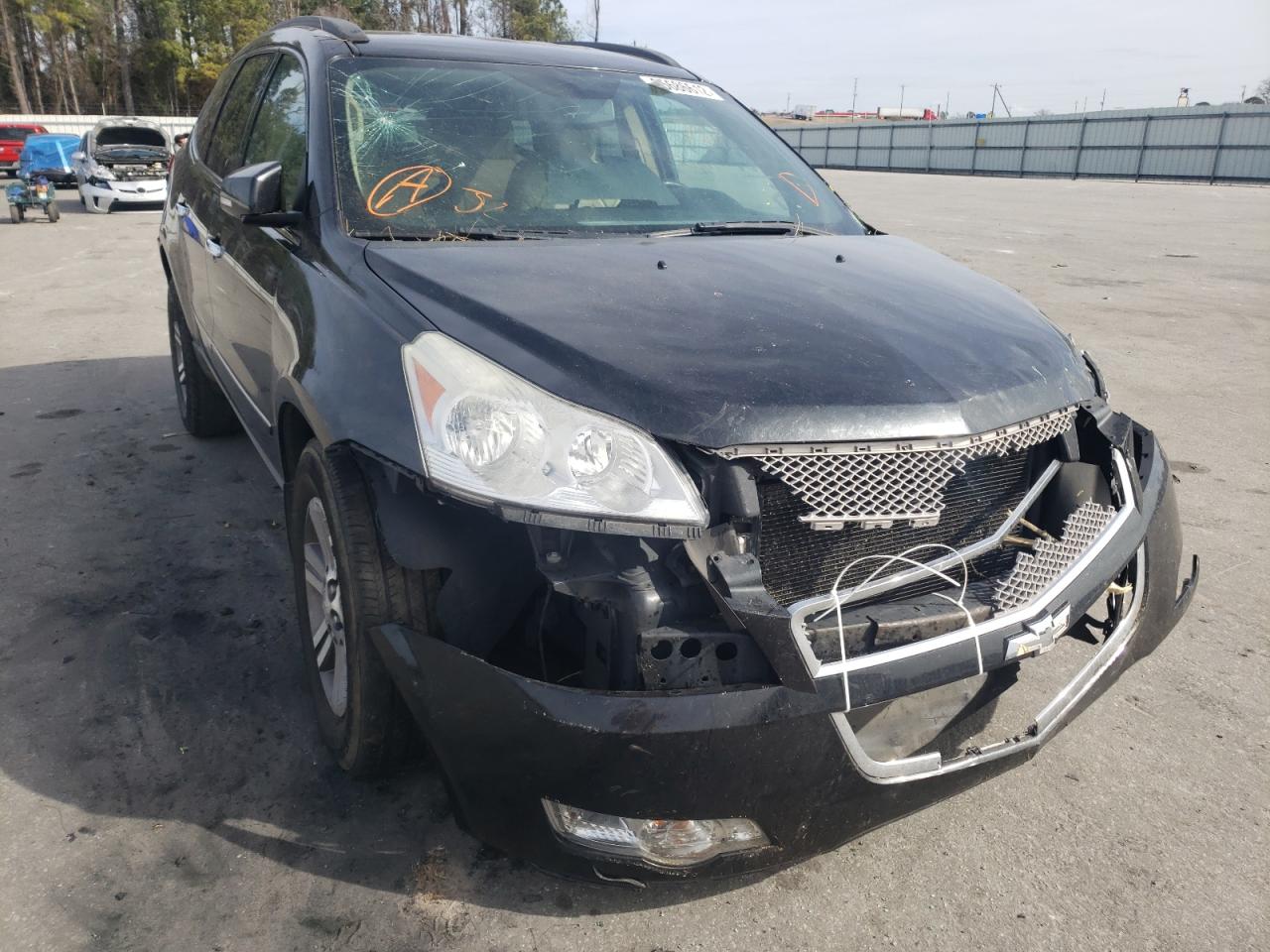 CHEVROLET TRAVERSE L 2011 with VIN 1GNKRLED1BJ211286 - Photo from auction