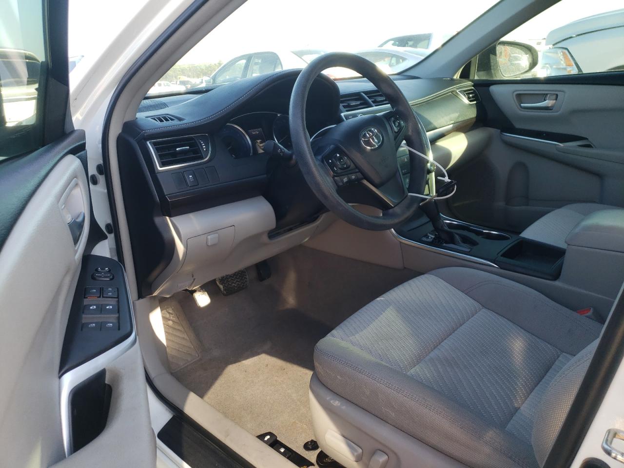 Photo 9 from auction – 2016 TOYOTA CAMRY LE with VIN 4T4BF1FK8GR523289