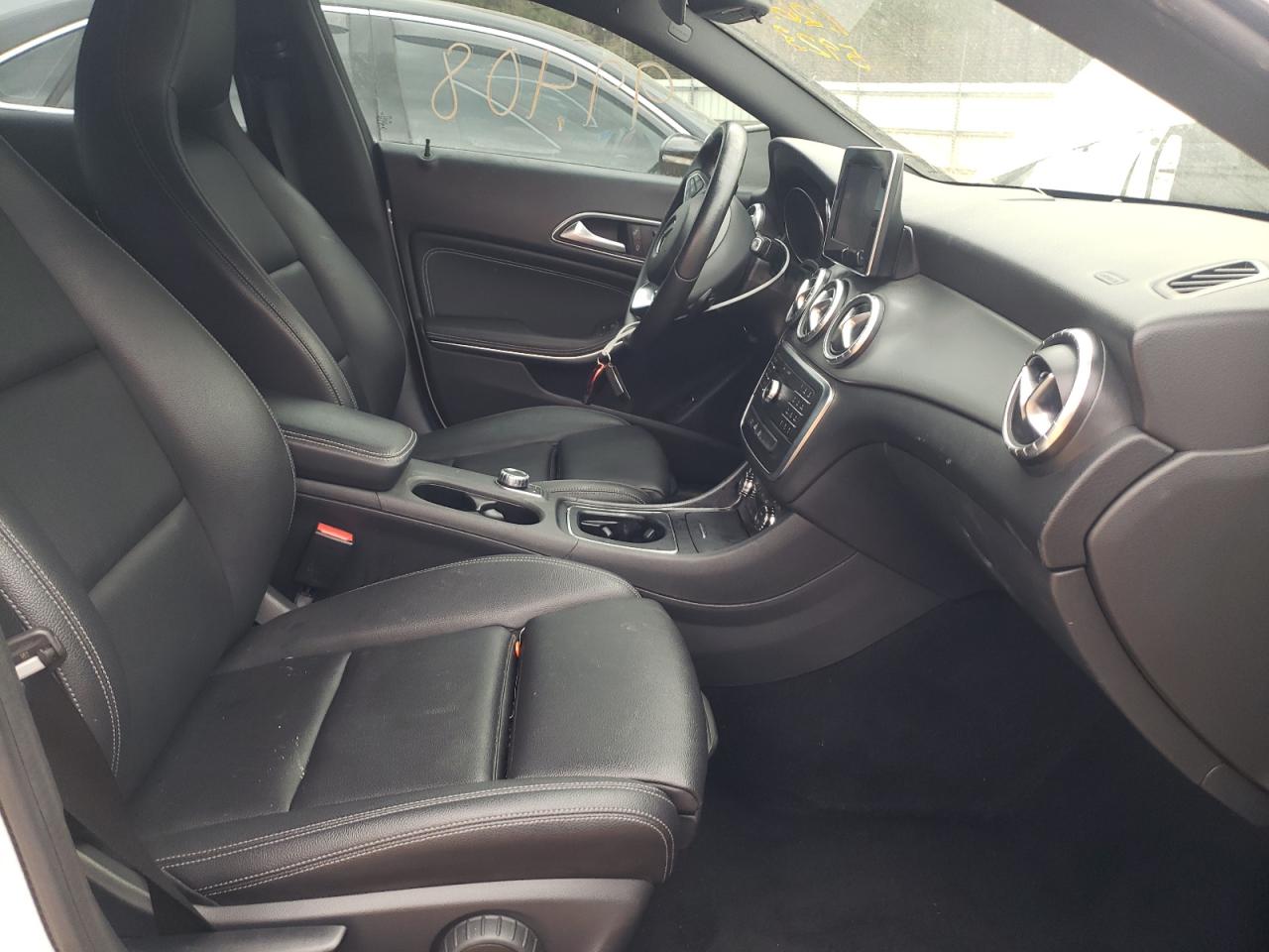 Photo 5 from auction – 2016 MERCEDES-BENZ CLA 250 with VIN WDDSJ4EB5GN385923