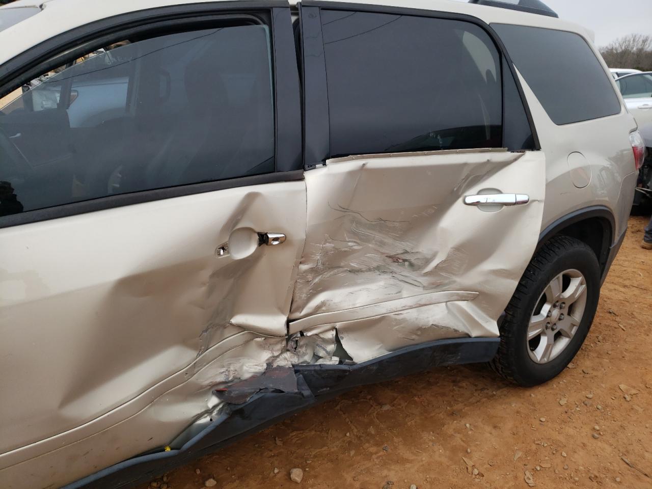 Photo 9 from auction – 2011 GMC ACADIA SLE with VIN 1GKKRPEDXBJ283995