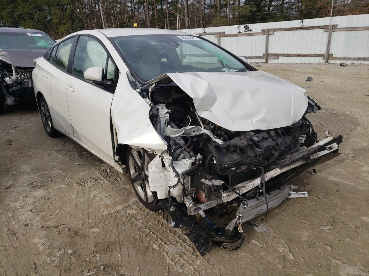 TOYOTA PRIUS 2017 with VIN JTDKARFU2H3039025 - Photo from auction